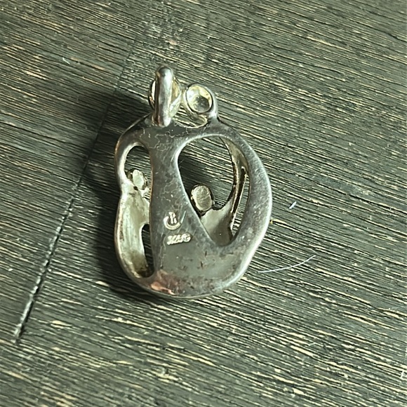 Carolyn Pollack Gold Sterling Silver Circle Of Love Pendant 925 Family of 4 - Picture 2 of 2